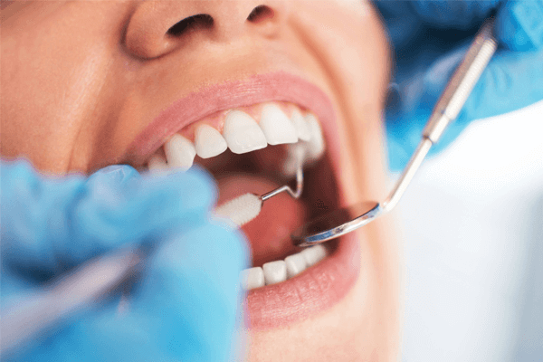  दंतचिकित्सक के बारे में सपने देखना: इसका क्या मतलब है?