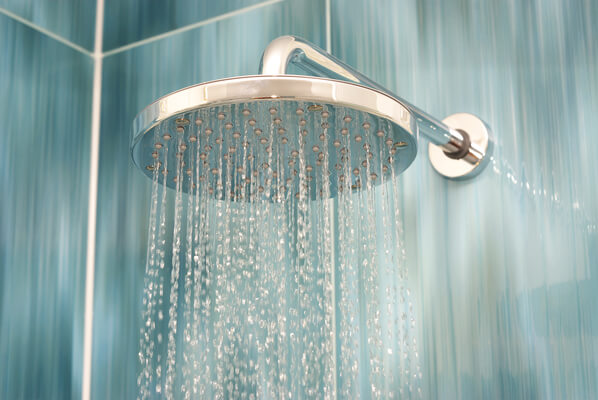  Să visezi la un duș: ce înseamnă? Este bun sau rău?