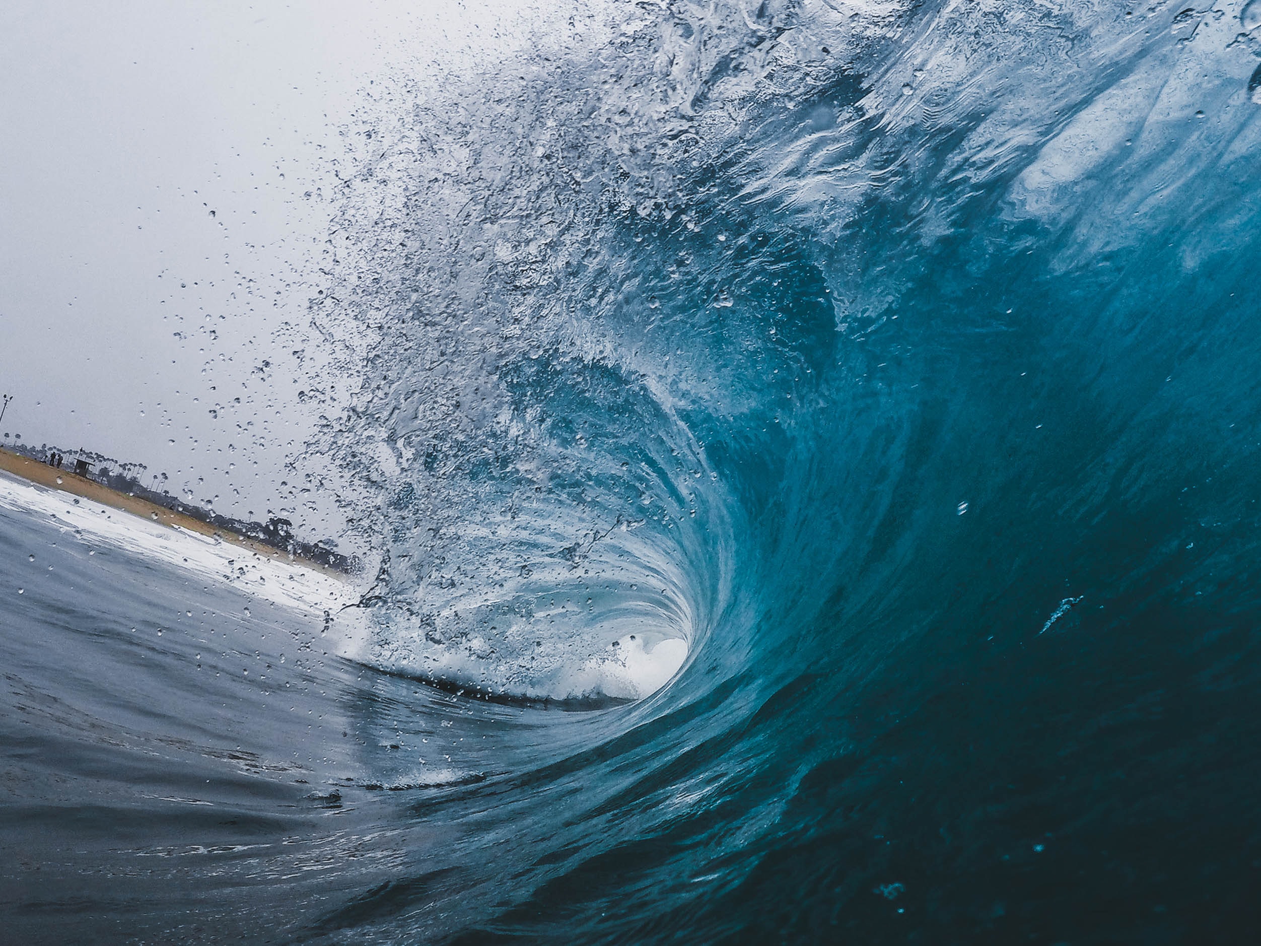  At drømme om bølger: VIGTIG åbenbaring, der KAN ændre dit liv