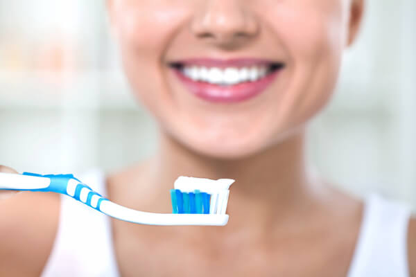  Ëndrra e furçës së dhëmbëve: çfarë do të thotë? A është e mirë apo e keqe?